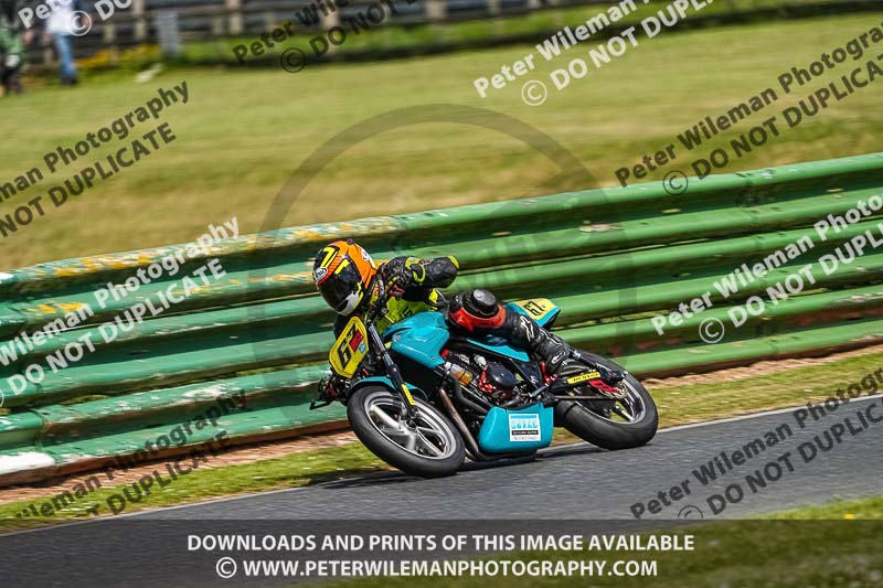 enduro digital images;event digital images;eventdigitalimages;mallory park;mallory park photographs;mallory park trackday;mallory park trackday photographs;no limits trackdays;peter wileman photography;racing digital images;trackday digital images;trackday photos